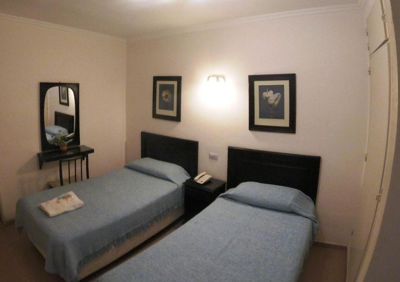 Nuevo Hotel Bristol Santiago del Estero Buitenkant foto
