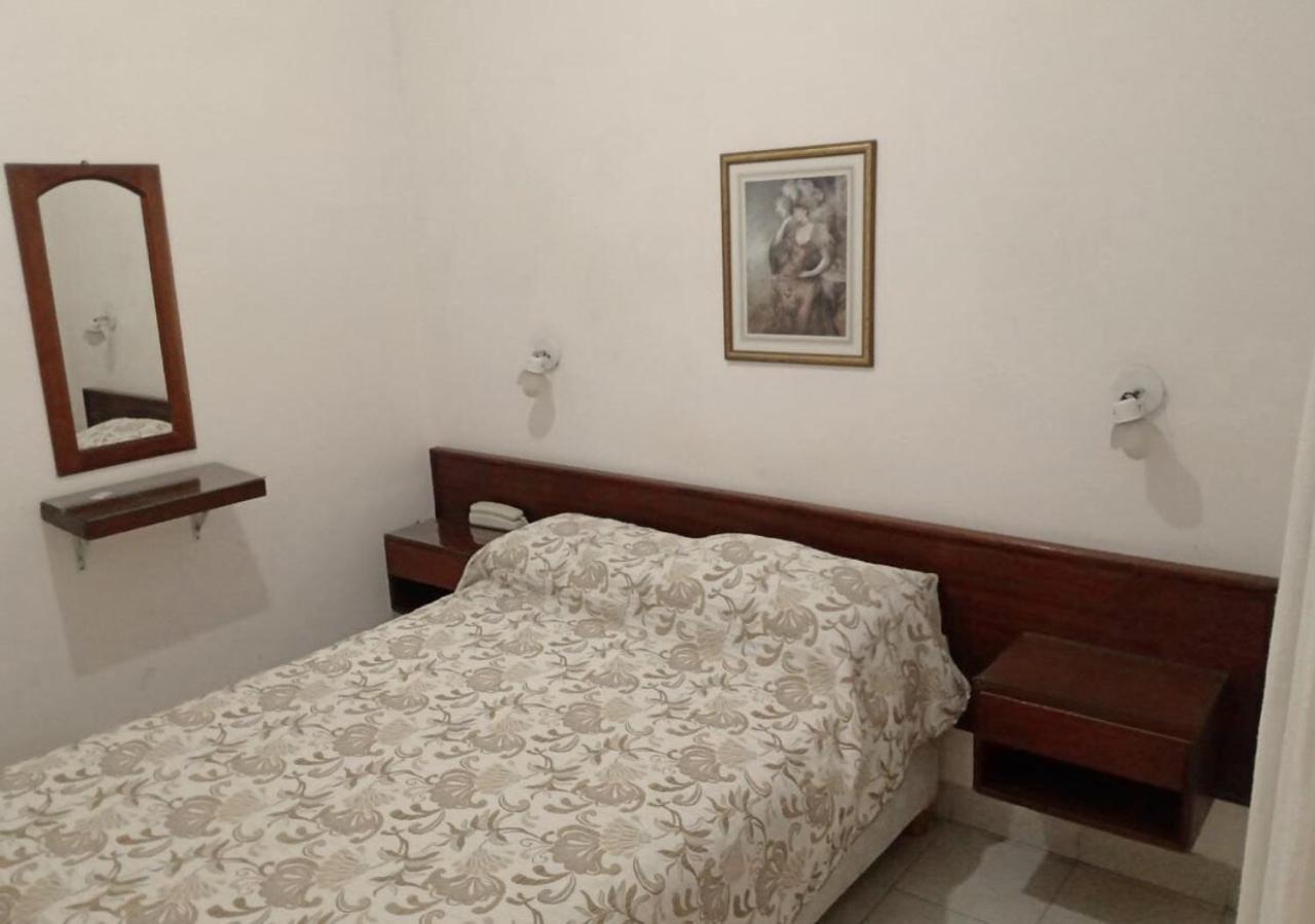 Nuevo Hotel Bristol Santiago del Estero Buitenkant foto