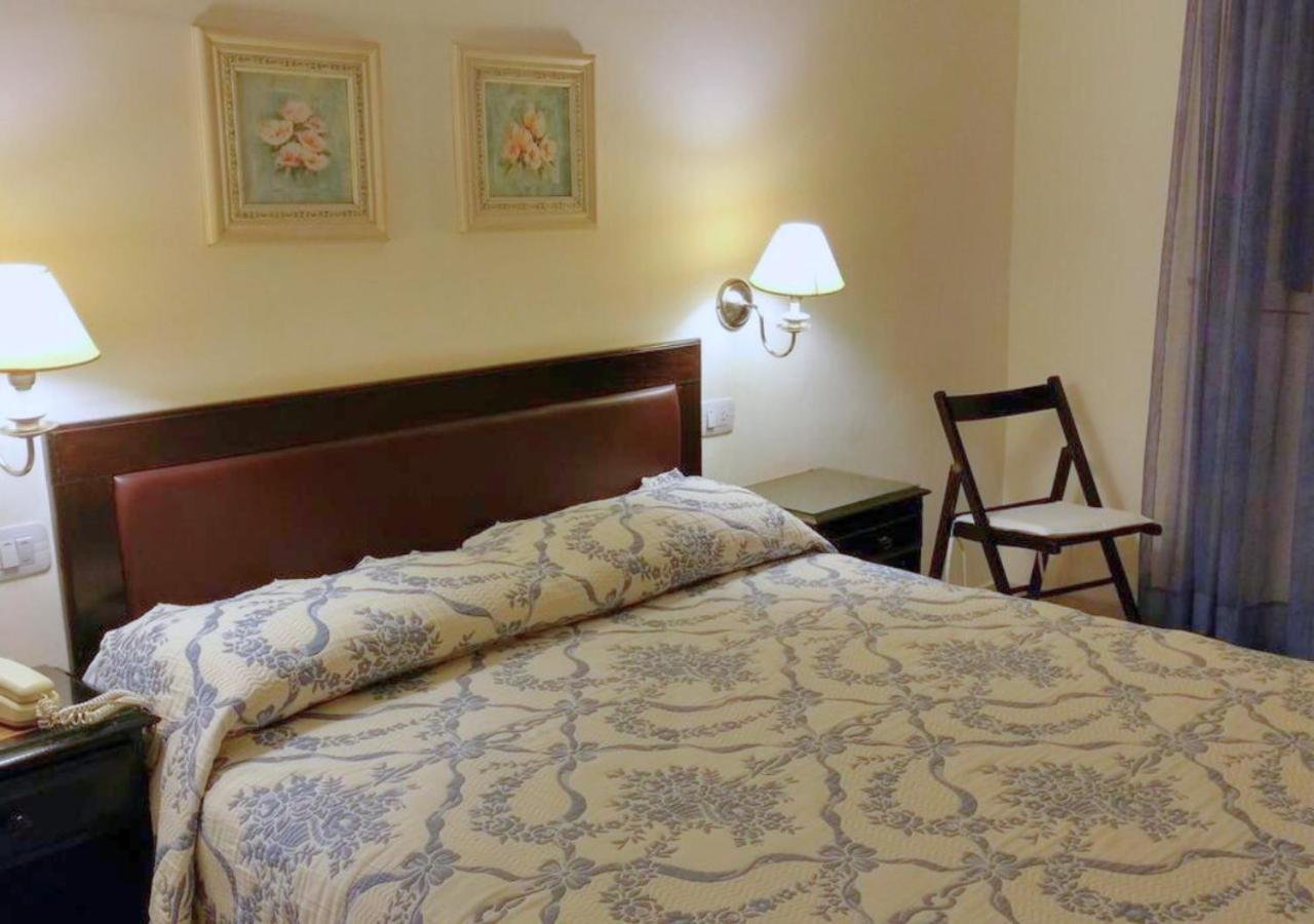 Nuevo Hotel Bristol Santiago del Estero Buitenkant foto