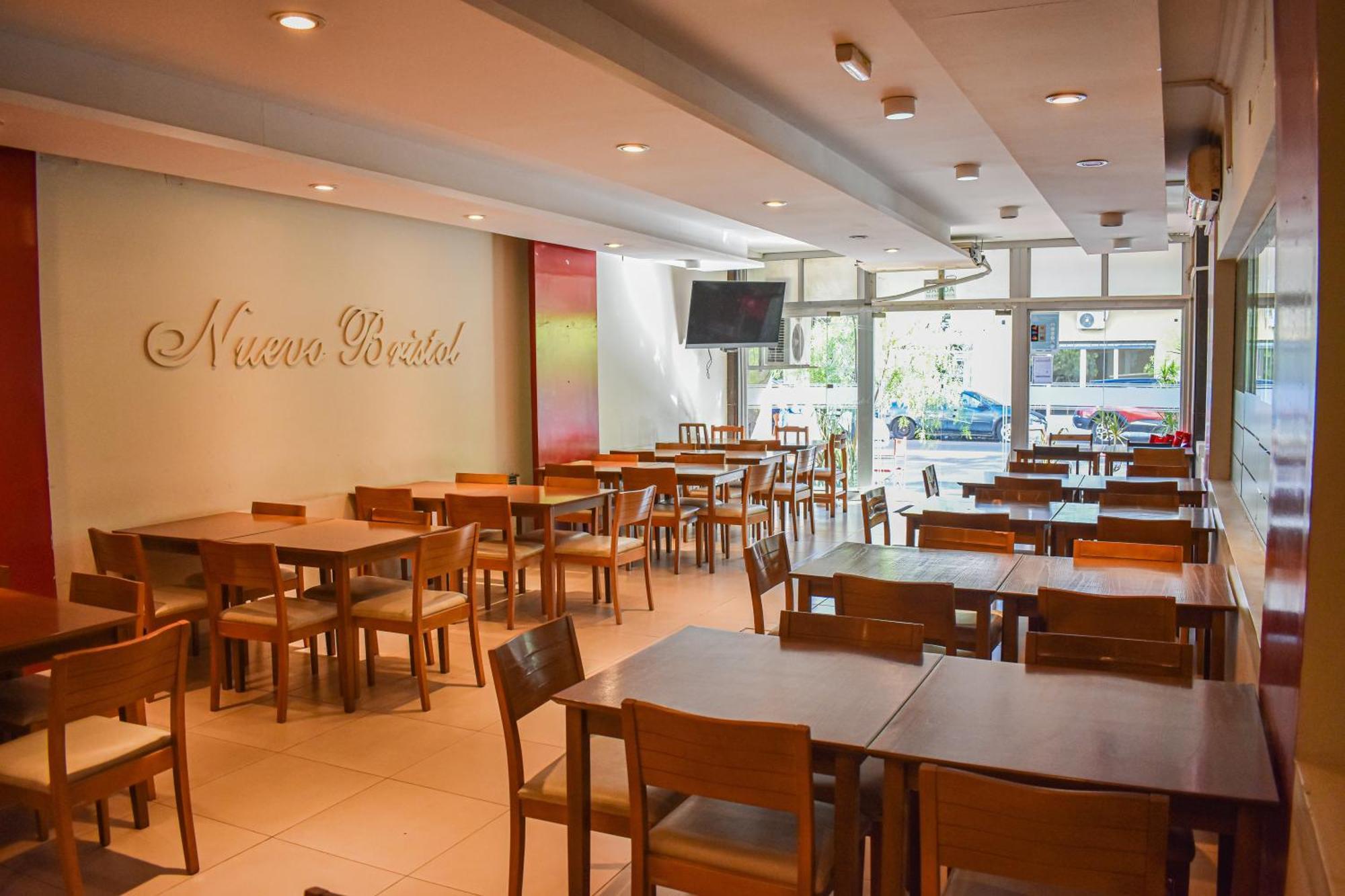 Nuevo Hotel Bristol Santiago del Estero Buitenkant foto