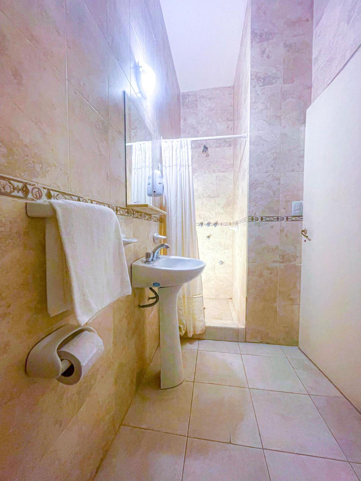 Nuevo Hotel Bristol Santiago del Estero Buitenkant foto